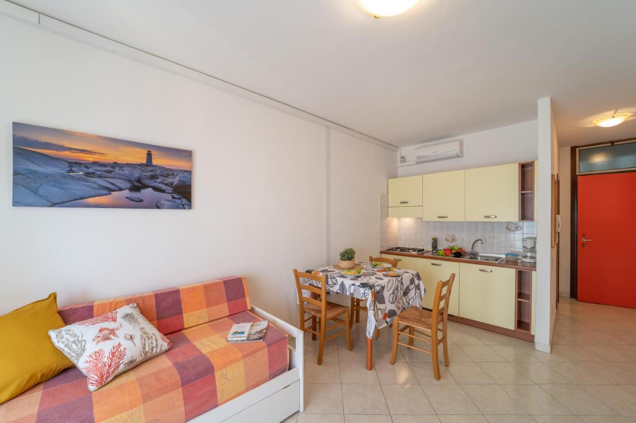 Residenza Puerto Do Sol Apartment Lignano Sabbiadoro Exterior photo