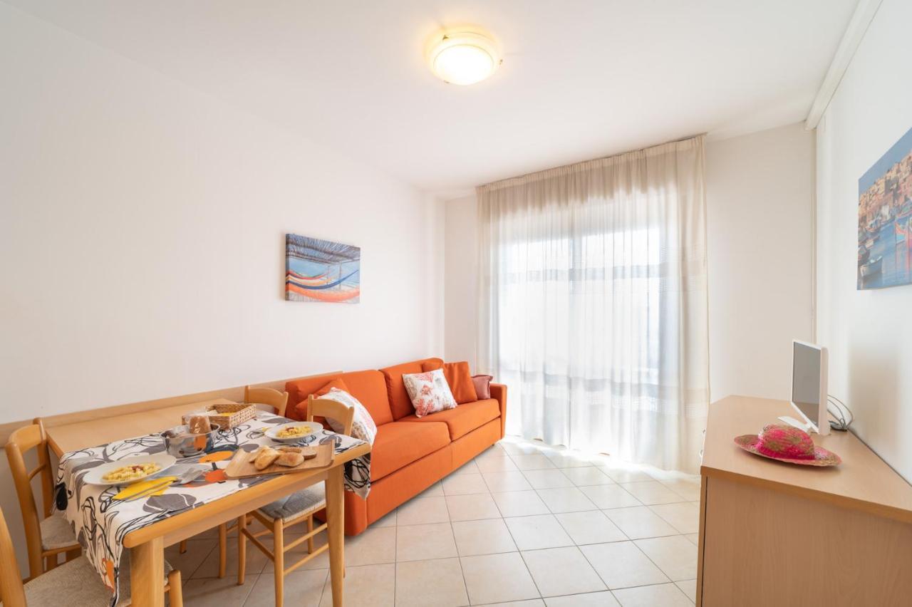 Residenza Puerto Do Sol Apartment Lignano Sabbiadoro Exterior photo