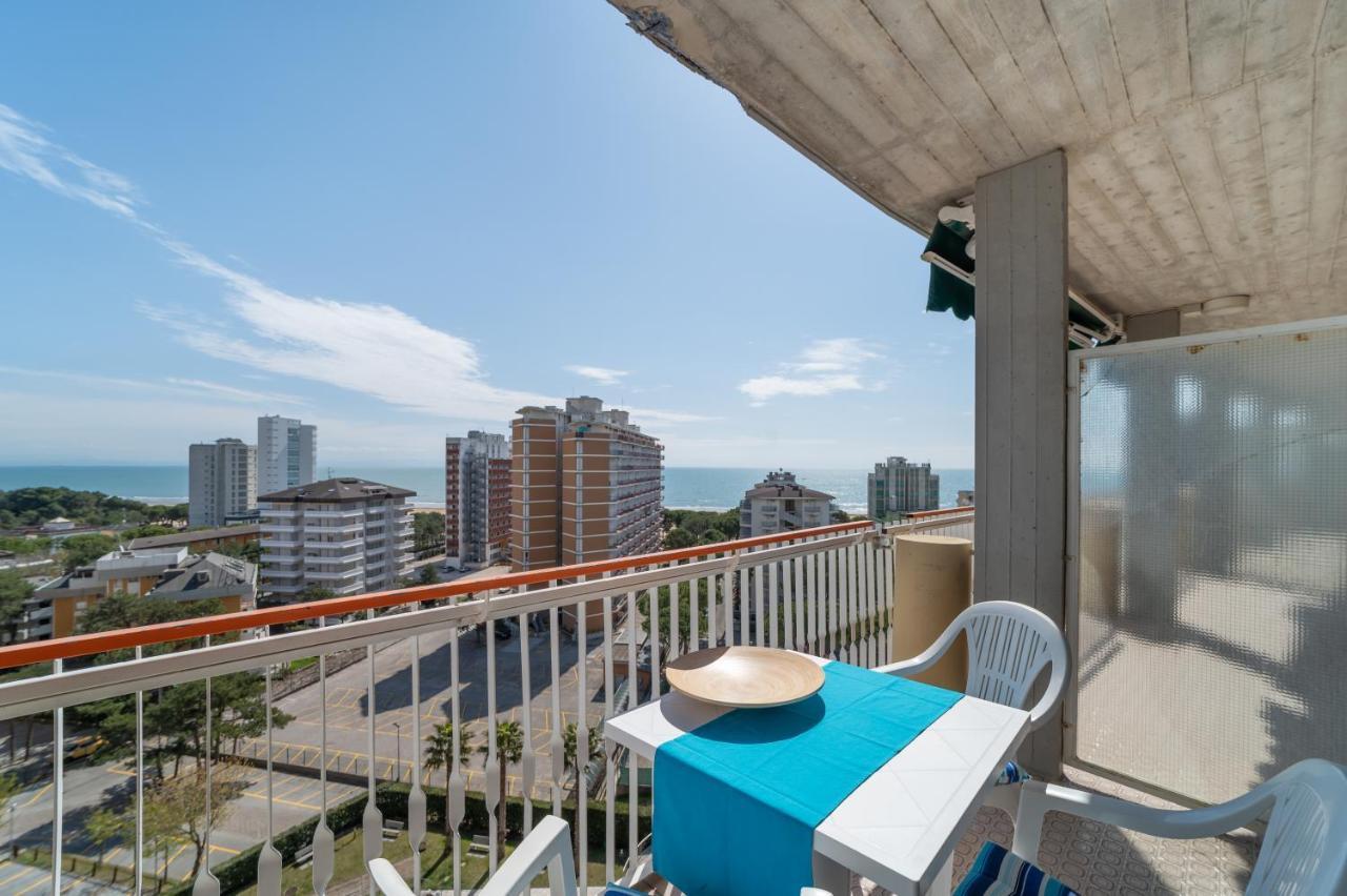 Residenza Puerto Do Sol Apartment Lignano Sabbiadoro Exterior photo