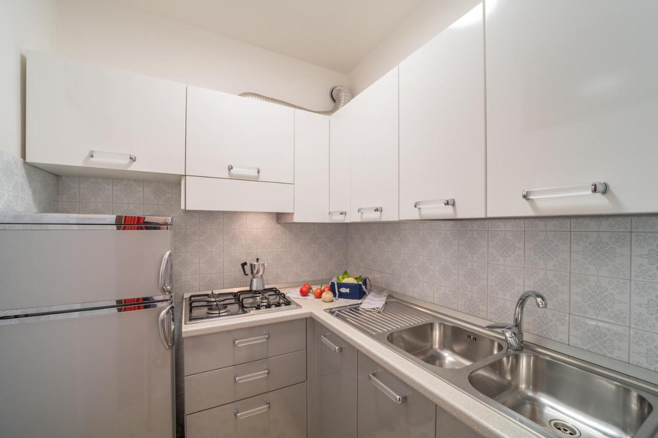 Residenza Puerto Do Sol Apartment Lignano Sabbiadoro Exterior photo
