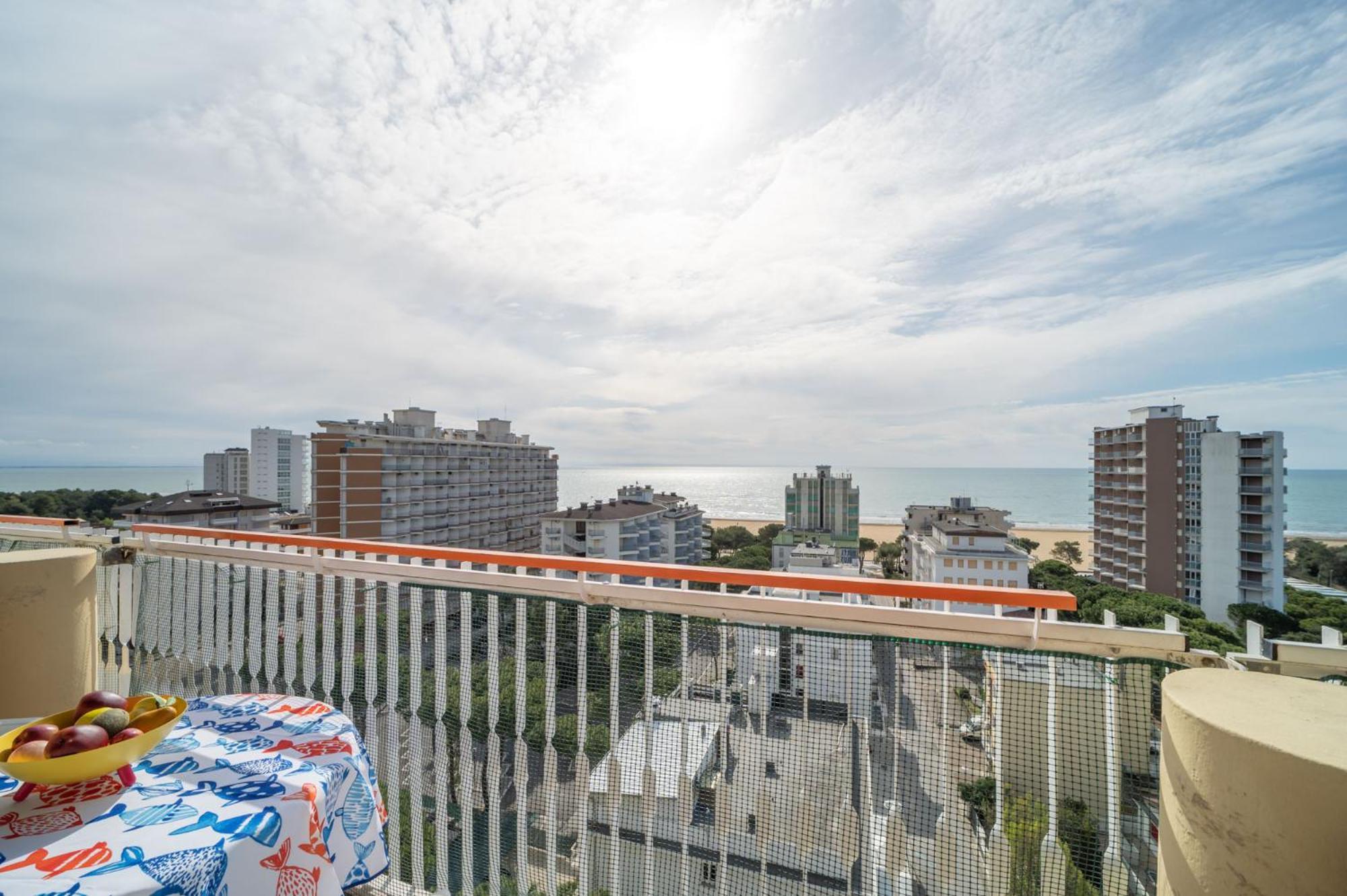 Residenza Puerto Do Sol Apartment Lignano Sabbiadoro Exterior photo