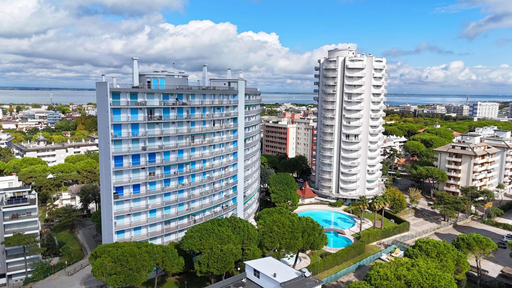 Residenza Puerto Do Sol Apartment Lignano Sabbiadoro Exterior photo
